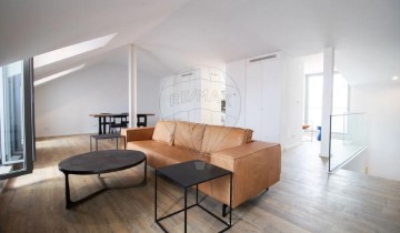 Apartamento 2 Quartos em Santa Maria Maior