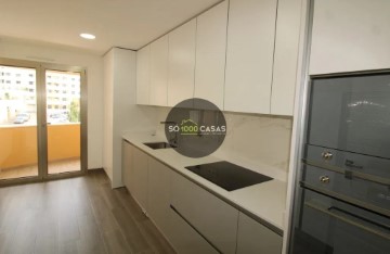 Apartamento 2 Quartos em Loures