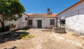 House 8 Bedrooms in São João de Negrilhos