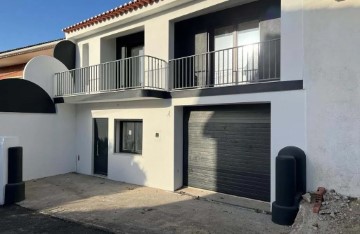 House 3 Bedrooms in Alhandra, São João dos Montes e Calhandriz