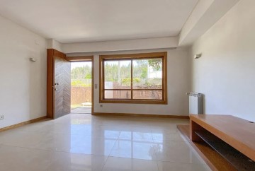 House 2 Bedrooms in Folgosa