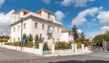 Apartment 2 Bedrooms in Carcavelos e Parede