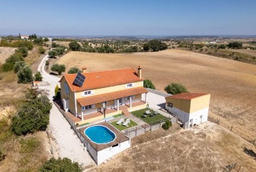 Casa o chalet 4 Habitaciones en Achete, Azoia de Baixo e Póvoa de Santarém