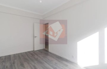 Apartment 2 Bedrooms in Ramada e Caneças