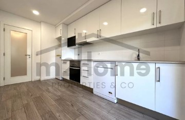 Apartamento 1 Quarto em Santo António dos Olivais