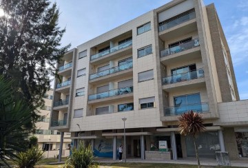 Apartamento 2 Quartos em Santa Maria da Feira, Travanca, Sanfins e Espargo