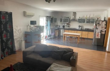 Apartamento 3 Quartos em Vila de Rei