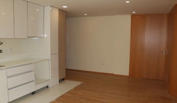 Apartamento 2 Quartos em Real, Dume e Semelhe