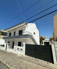 Maison 2 Chambres à Santa Iria de Azoia, São João da Talha e Bobadela