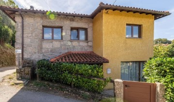 Maison 3 Chambres à Louredo