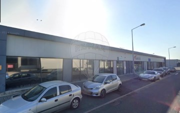 Locaux commerciaux à Póvoa de Santa Iria e Forte da Casa