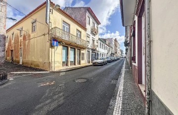 Moradia 1 Quarto em Ponta Delgada (São José)