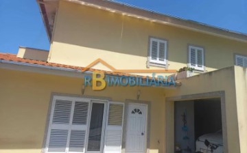 House 3 Bedrooms in Arouca e Burgo