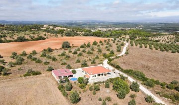 Maison 4 Chambres à Azoia de Cima e Tremês