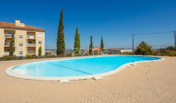 Apartment 2 Bedrooms in Alenquer (Santo Estêvão e Triana)