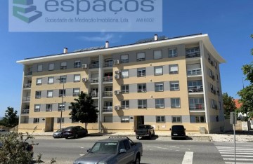 Apartment 3 Bedrooms in Castelo Branco