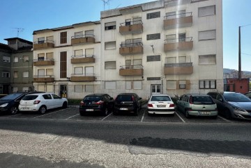 Apartamento 2 Quartos em Loures