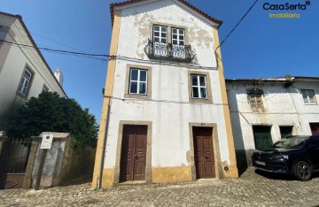 Maison 6 Chambres à Fundada