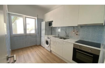 Apartamento 1 Quarto em Algés, Linda-a-Velha e Cruz Quebrada-Dafundo