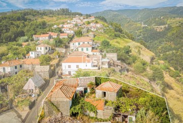 Moradia 2 Quartos em Calheta