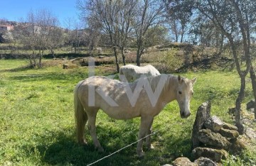 Moradia  em Amoreira, Parada e Cabreira