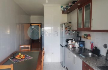 Apartamento 2 Quartos em Baguim do Monte (Rio Tinto)