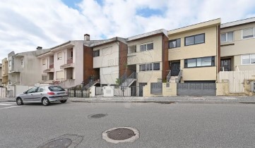 Maison 3 Chambres à São João da Madeira