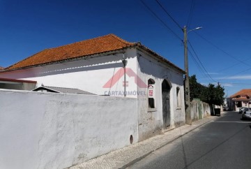 Armazém em Vila Chã de Ourique