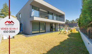 Maison 5 Chambres à Gondomar (São Cosme), Valbom e Jovim