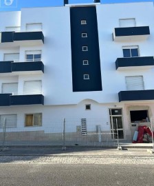 Apartment 3 Bedrooms in Cartaxo e Vale da Pinta