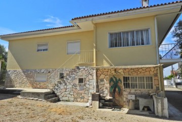 Maison  à São Pedro de Tomar