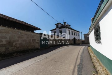 House  in Castêlo da Maia