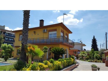 Casa o chalet 5 Habitaciones en Els Can Falguera-Turons