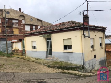 Casa o chalet 3 Habitaciones en Montejos del Camino