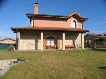 Casa o chalet 4 Habitaciones en Castrojeriz