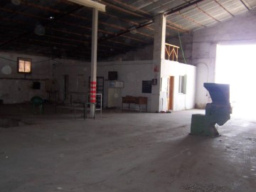 Industrial building / warehouse in Hoya-Gonzalo