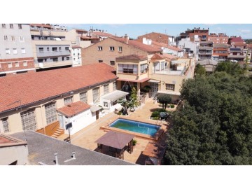 House 4 Bedrooms in Mion - Puigberenguer