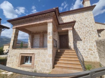 Casa o chalet 4 Habitaciones en La Viña