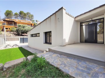 Casa o chalet 4 Habitaciones en El Serrat de Castellnou