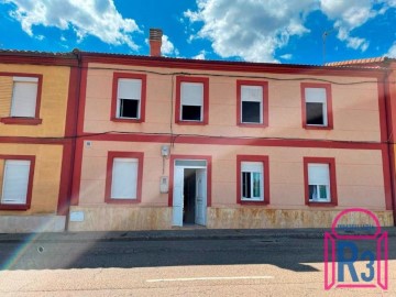 Casa o chalet 2 Habitaciones en Robledo de la Valdoncina