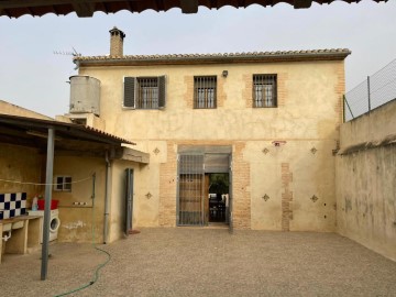 Casa o chalet 5 Habitaciones en Av Ribera Baixa
