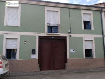 Casa o chalet 5 Habitaciones en Santibáñez de la Isla