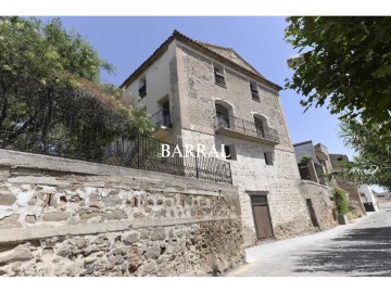 House 12 Bedrooms in Cascante