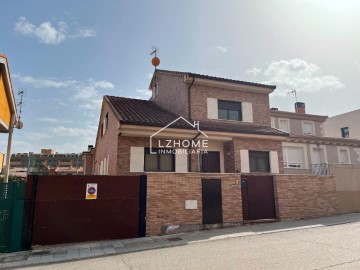 Casa o chalet 7 Habitaciones en Las Lomas-Salinera-La Muñeca