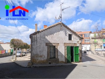 Casa o chalet 2 Habitaciones en Navalperal de Pinares