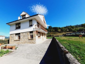 Casa o chalet 5 Habitaciones en Trebuesto