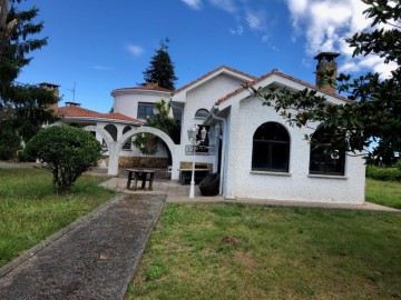 Casa o chalet 6 Habitaciones en Viella-Granda-Meres