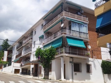 Apartment 3 Bedrooms in Piedralaves