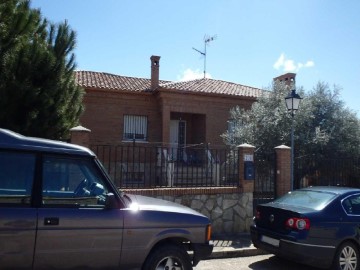 Casa o chalet 4 Habitaciones en Vega de Escalona