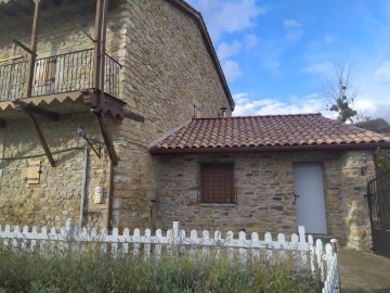 Casa o chalet 3 Habitaciones en Santa Olalla